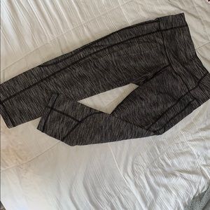 Victoria’s Secret sport Capri leggings